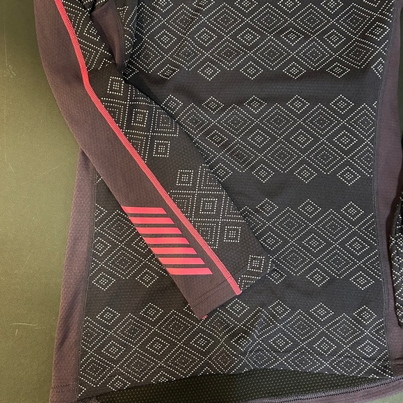 Helly Hansen Fitted Long Sleeve Shirt/XSmall - Picture 4 of 6